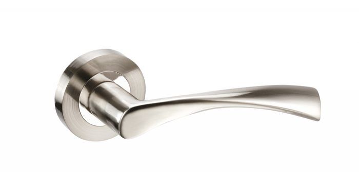 Ironmongery-Lupus-Satin-Chrome-Handle-Hardware-Pack