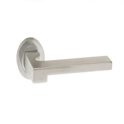 Atlantic Handles Ginevra Forme Designer Lever on Contempo Round Rose in a Satin Chrome Finish Pair of Door Handles